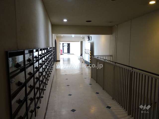 エントランスホール