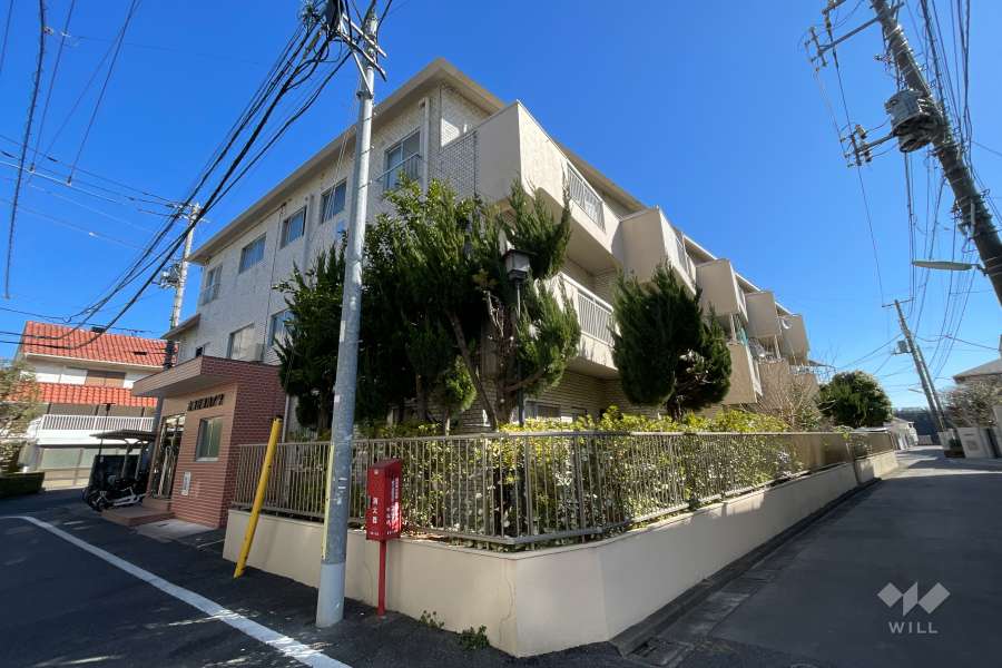 方南日卓ハイツの外観（南西側から）