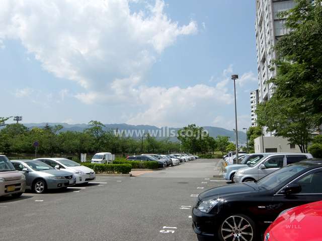 敷地内駐車場（屋外平面式）