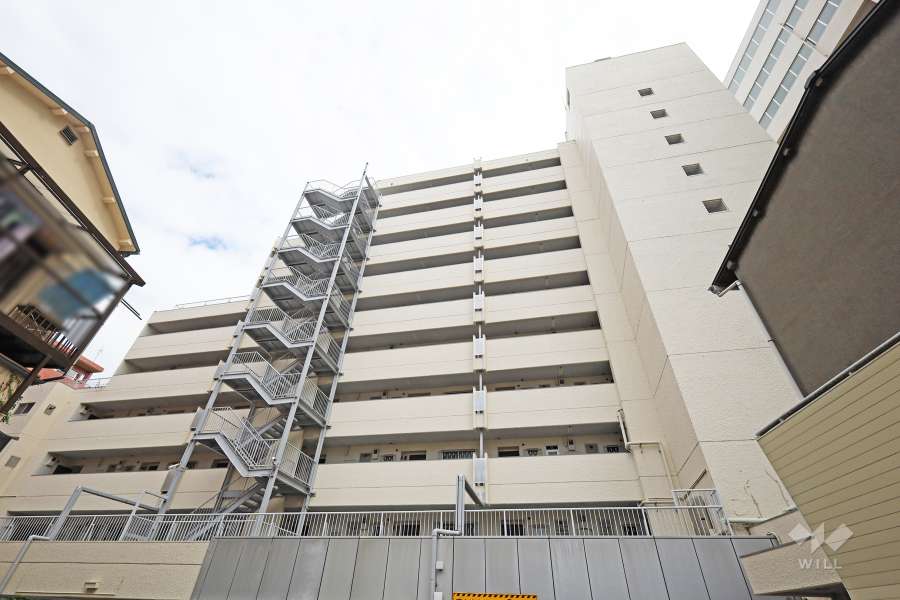 ライオンズマンション方南台の外観（西側から）