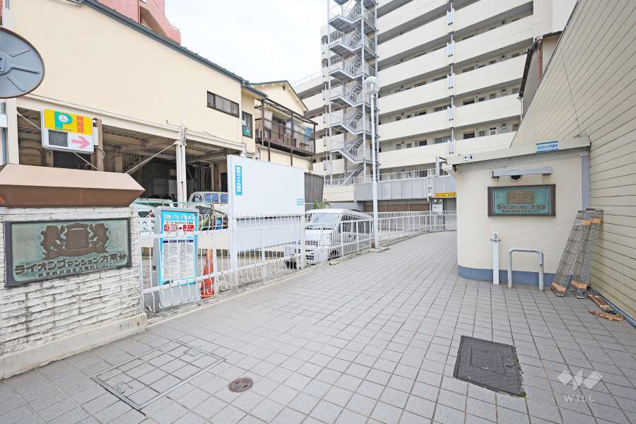 エントランスアプローチ