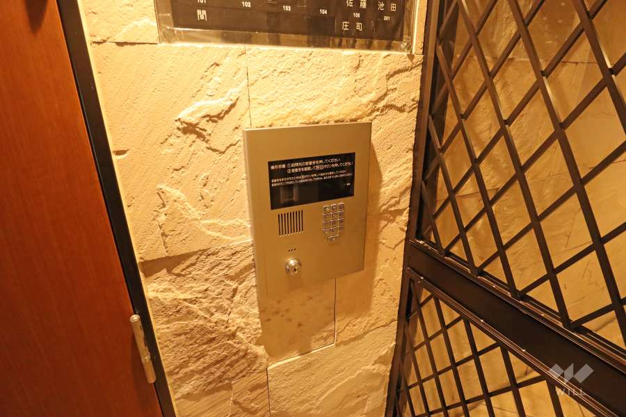 オートロックの操作盤