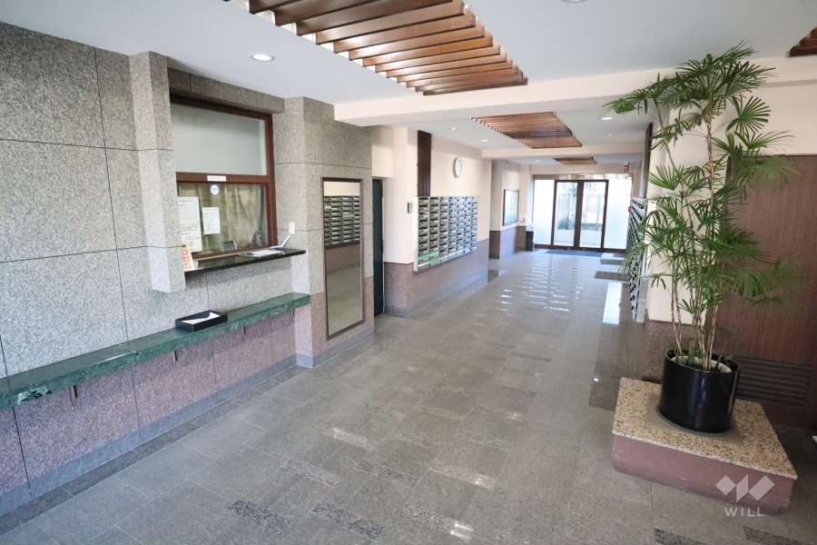 エントランスホール