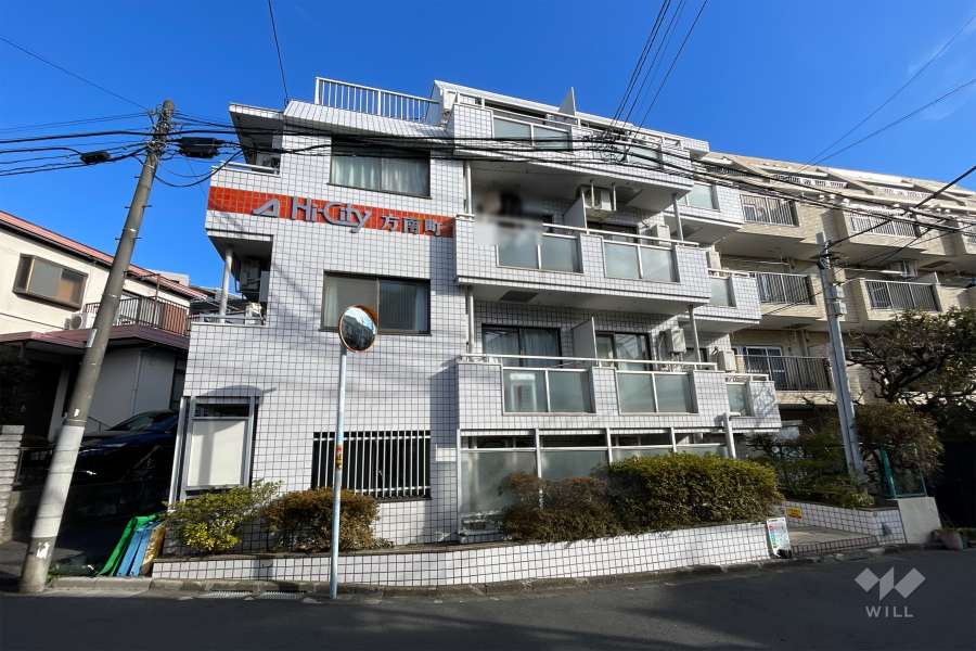 ハイシティ方南町の外観（南西側から）