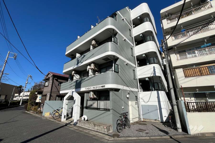 トーシンフェニックス方南町の外観（南東側から）