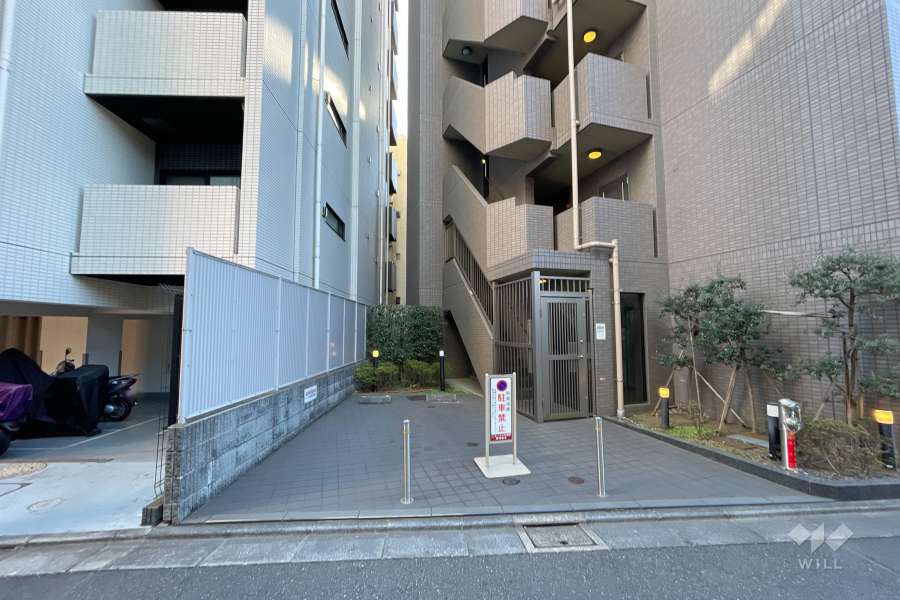 敷地内駐車場（屋外平面式）