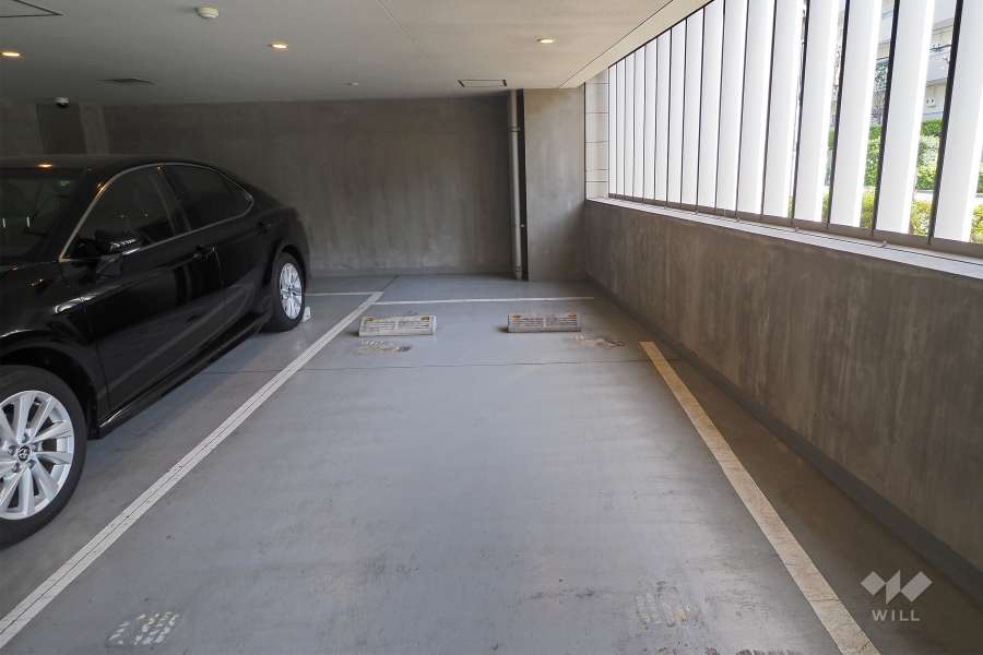 敷地内駐車場（屋内平面式）
