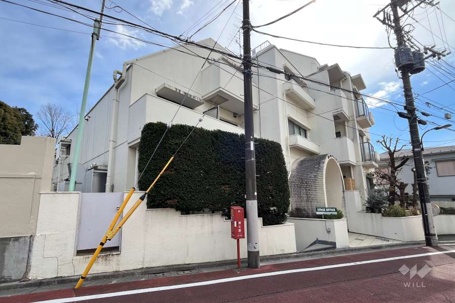 中銀堀ノ内マンシオンの外観（北西側から）