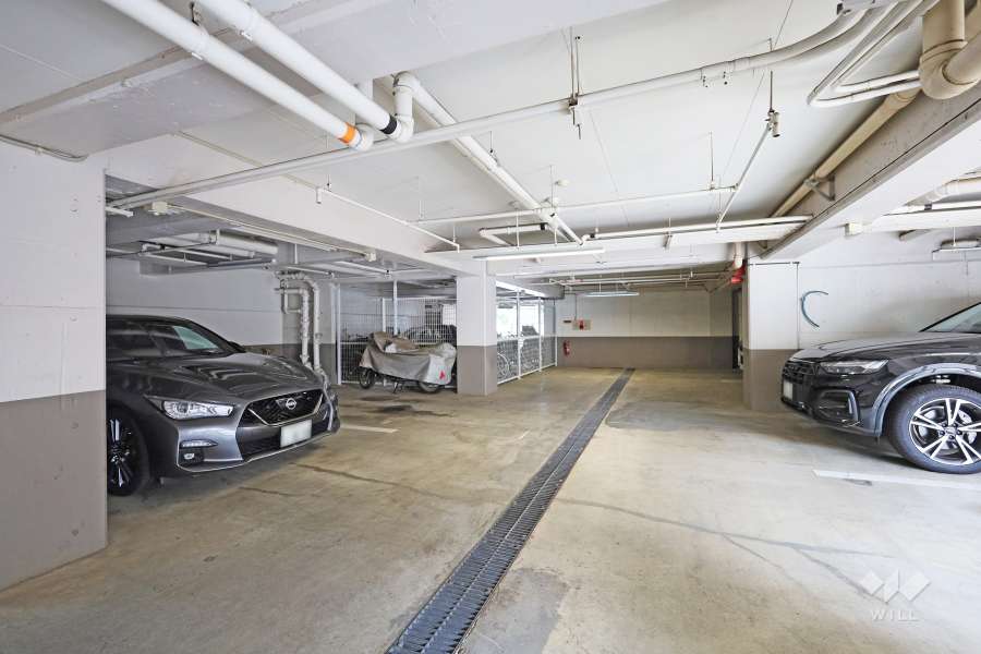 敷地内駐車場（屋内平面式）