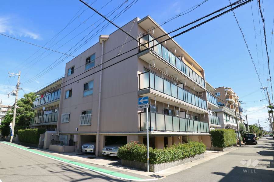 ベル芦屋の外観（南西側から）