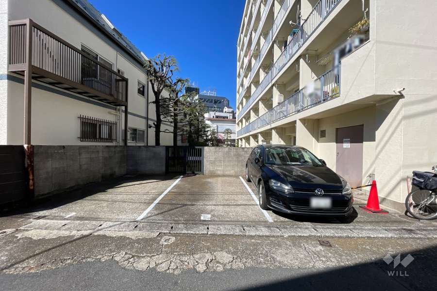 敷地内駐車場（屋外平面式）