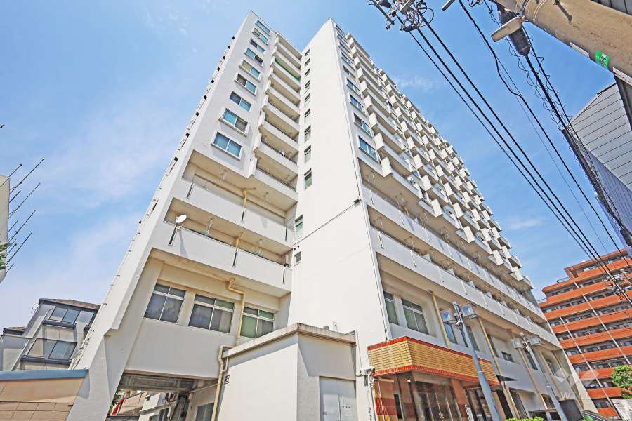 方南町ハイツの外観（南西側から）