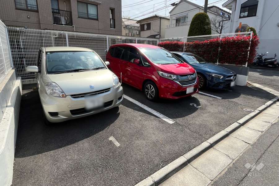 敷地内駐車場（屋外平面式）