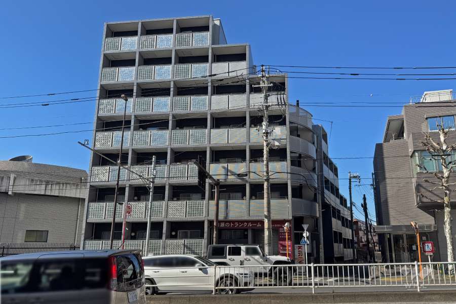 グラツィア方南町の外観（東側から）