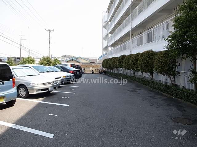 敷地内駐車場（屋外平面式）