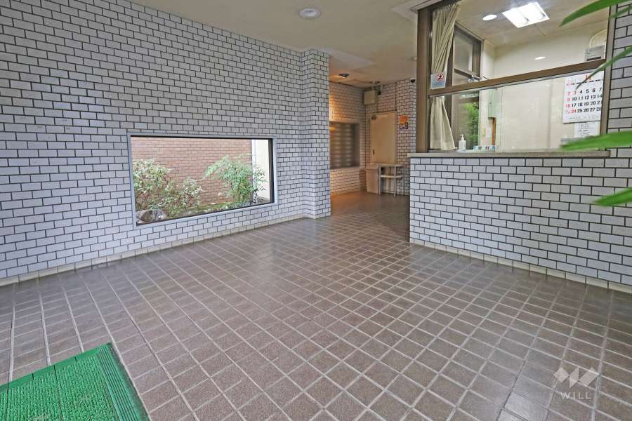 エントランスホール