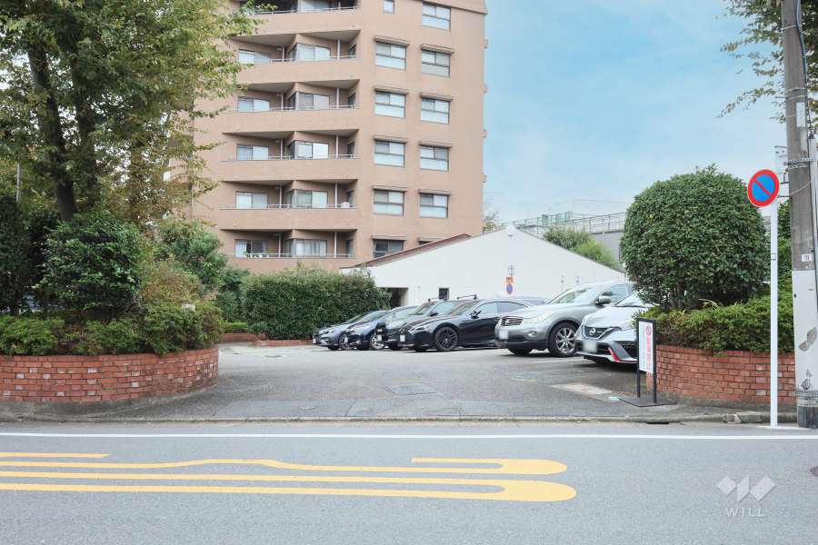 駐車場の出入口