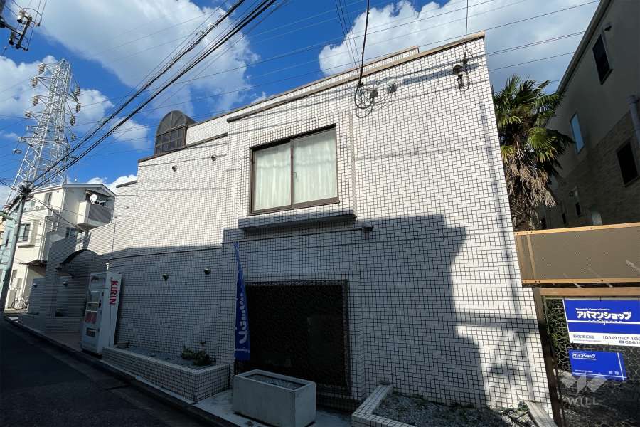 ラ・レジダンス・ド・エスパリエの外観（南西側から）