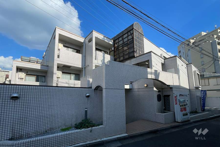 ラ・レジダンス・ド・エスパリエの外観（北西側から）