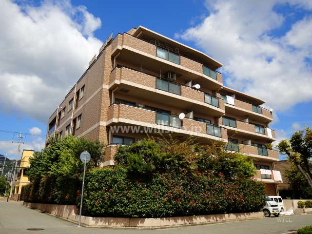 藤和シティホームズ芦屋弐番館の外観（南西側から）