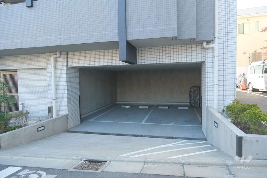 敷地内駐車場（屋内平面式）