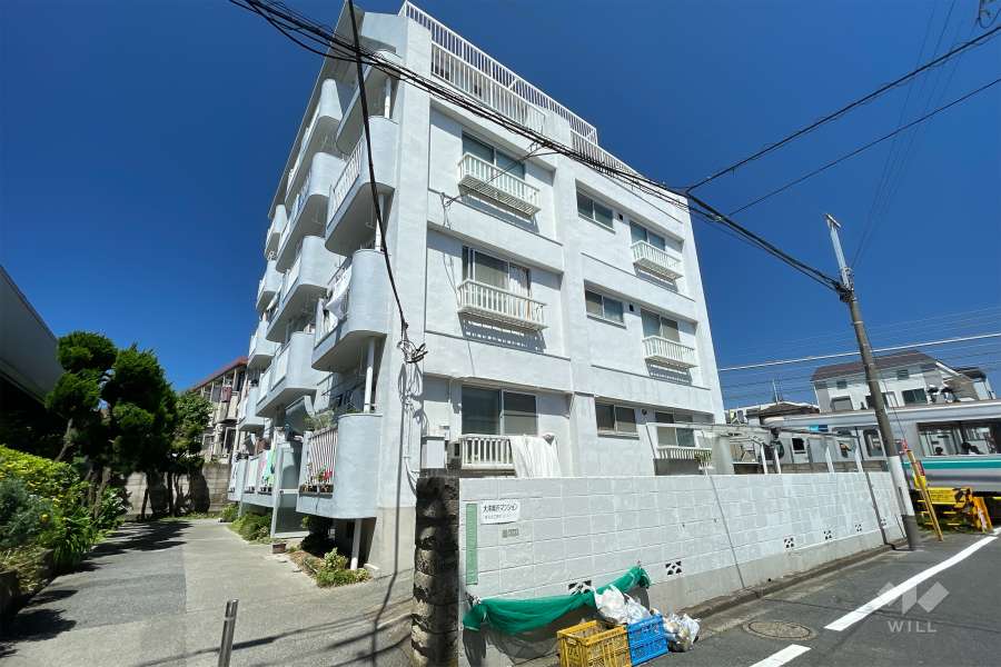 大洋奥沢マンションの外観（南東側から）