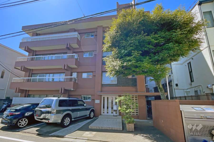 自由ヶ丘第２コーポの外観（北西側から）