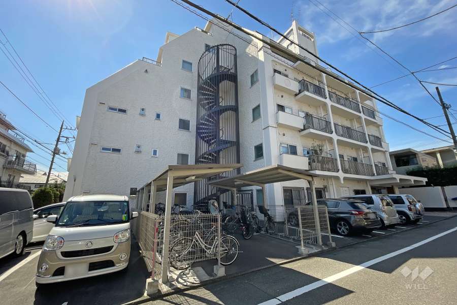 ニュー奥沢ハイツの外観（北東側から）