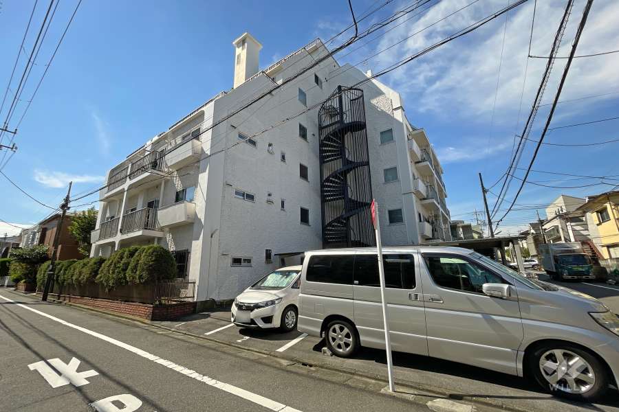 ニュー奥沢ハイツの外観（北東側から）