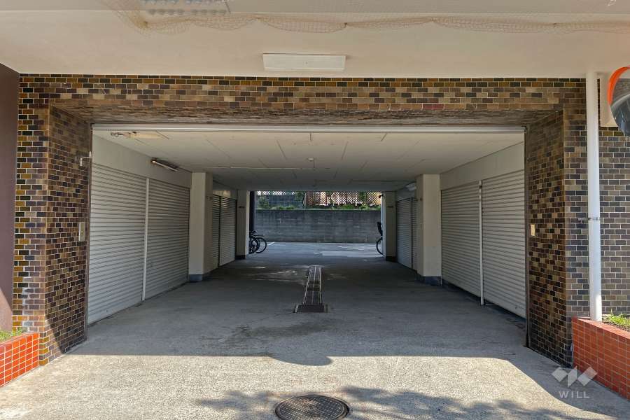 駐車場の出入り口