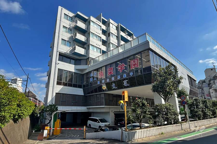 魚菜エステートの外観（南西側から）