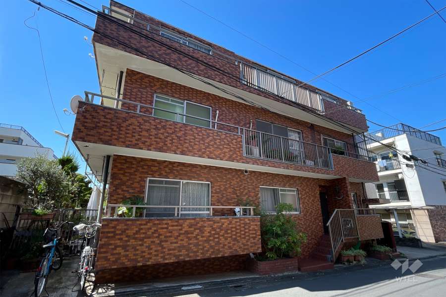 ニューウェルハイツ第2自由ヶ丘の外観（南東側から）