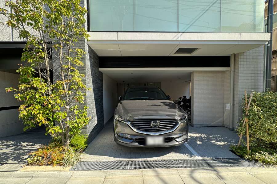 敷地内駐車場（屋内平面式）