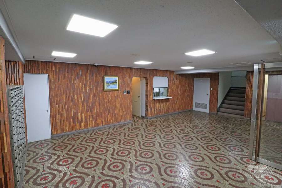 エントランスホール