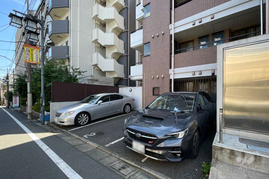 敷地内駐車場（屋外平面式）