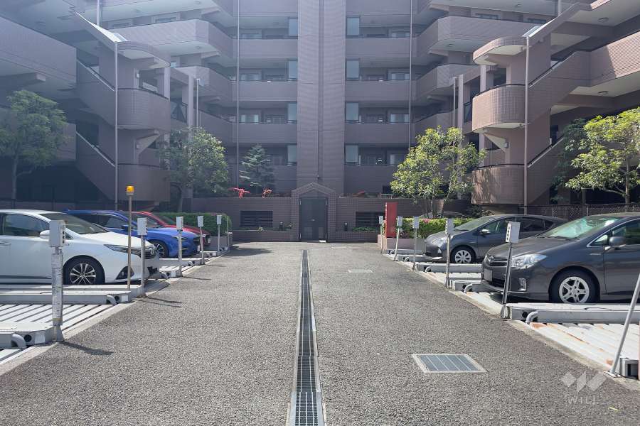 敷地内駐車場（屋外機械式）