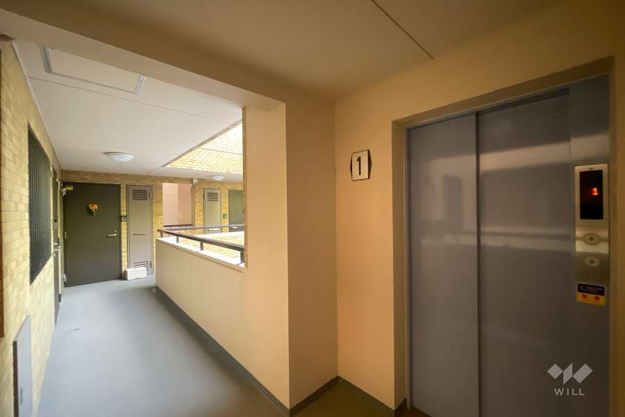 共用のエレベーター