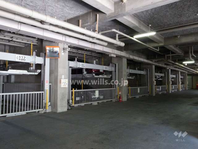 敷地内駐車場（屋内機械式）