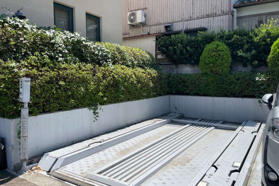 敷地内駐車場（屋外機械式）