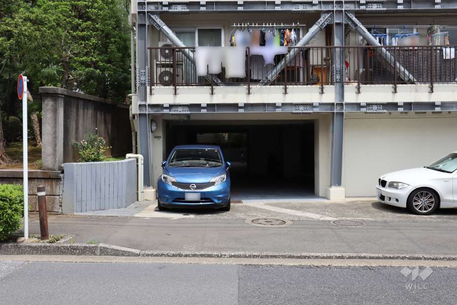 敷地内駐車場（屋外平面式）