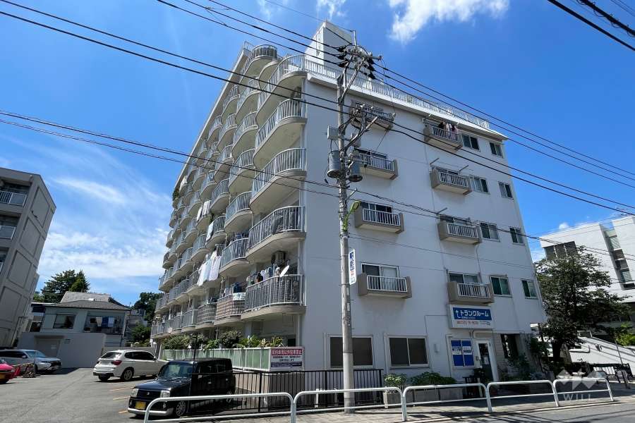 祐天寺フラワーマンションの外観（南東側から）