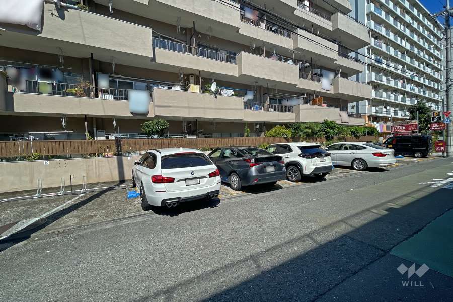 敷地内駐車場（屋外平面式）