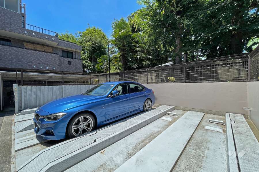 敷地内駐車場（屋外平面式）