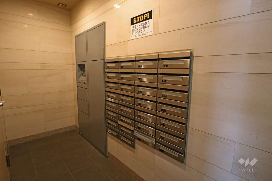 共用ポスト、宅配ボックス