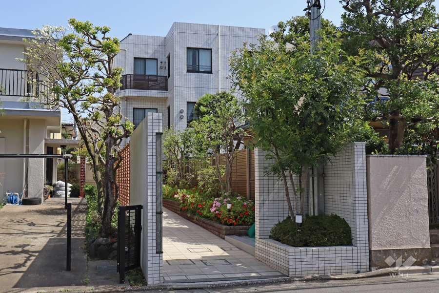 オープンレジデンス学芸大学の外観（南西側から）