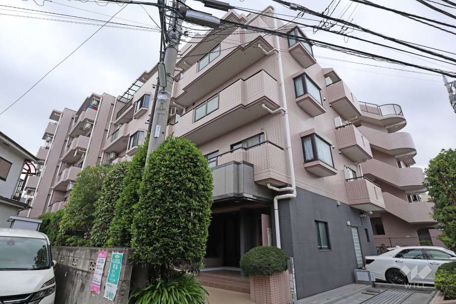 グリュック８二子玉川イーストウイングの外観（北東側から）