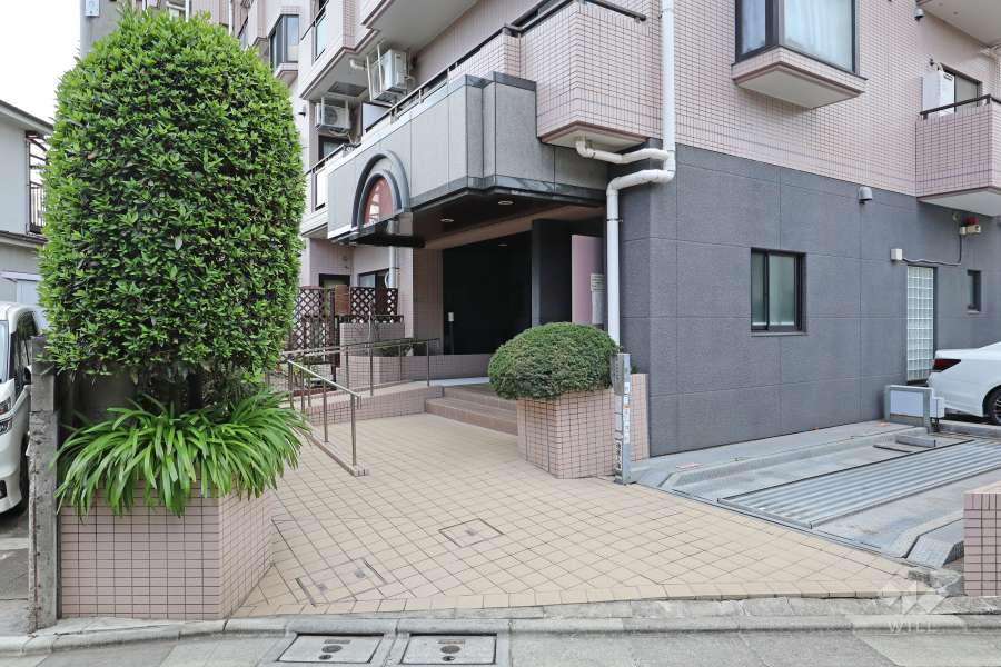 エントランスアプローチ