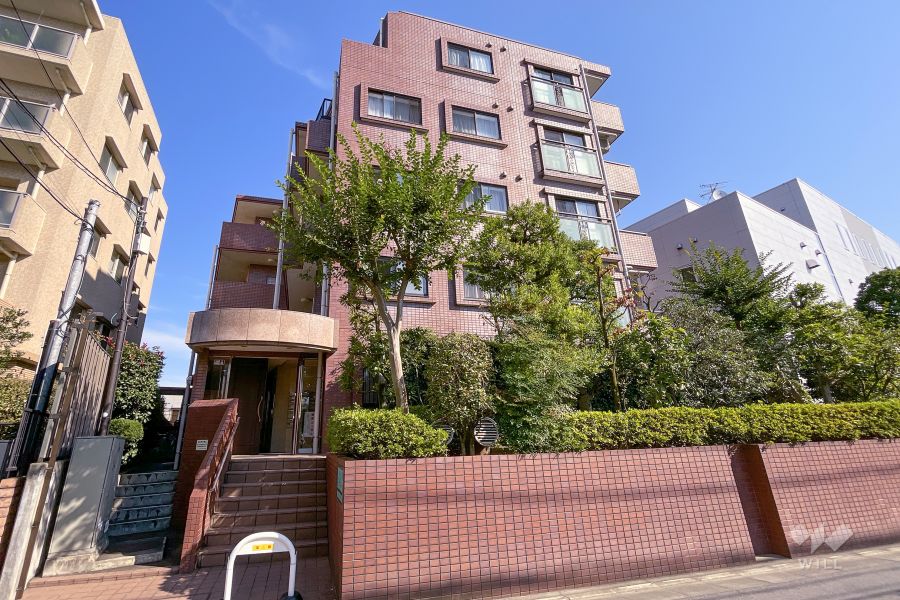 グランベルク二子玉川の外観（南西側から）