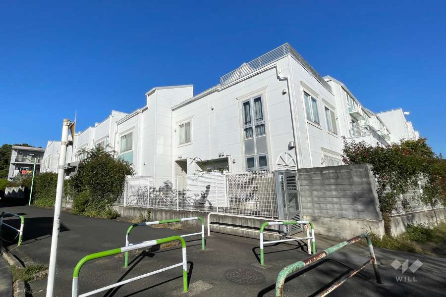 セボンヴェルディア二子玉川の外観（南西側から）