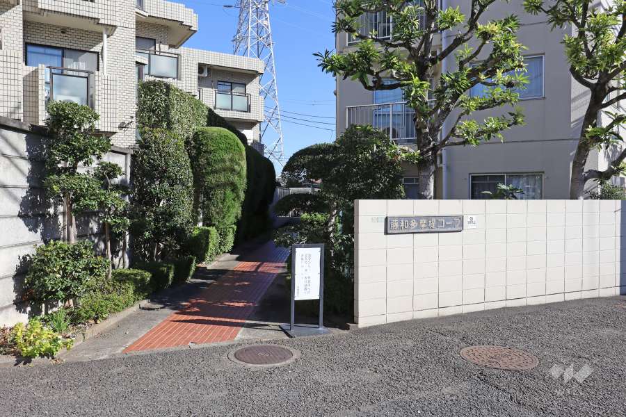 敷地の出入り口